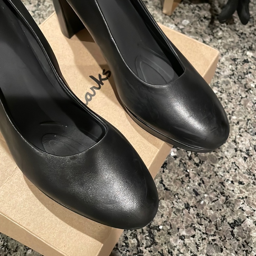 Clarks black Pumps in excellent condition